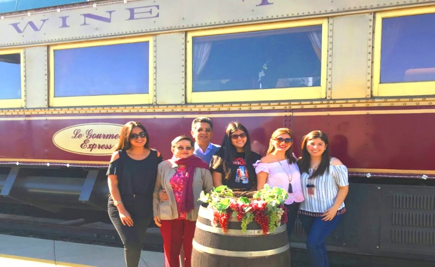 treno-del-vino-napa-valley-degustazione-di-cibi-e-vini.jpg