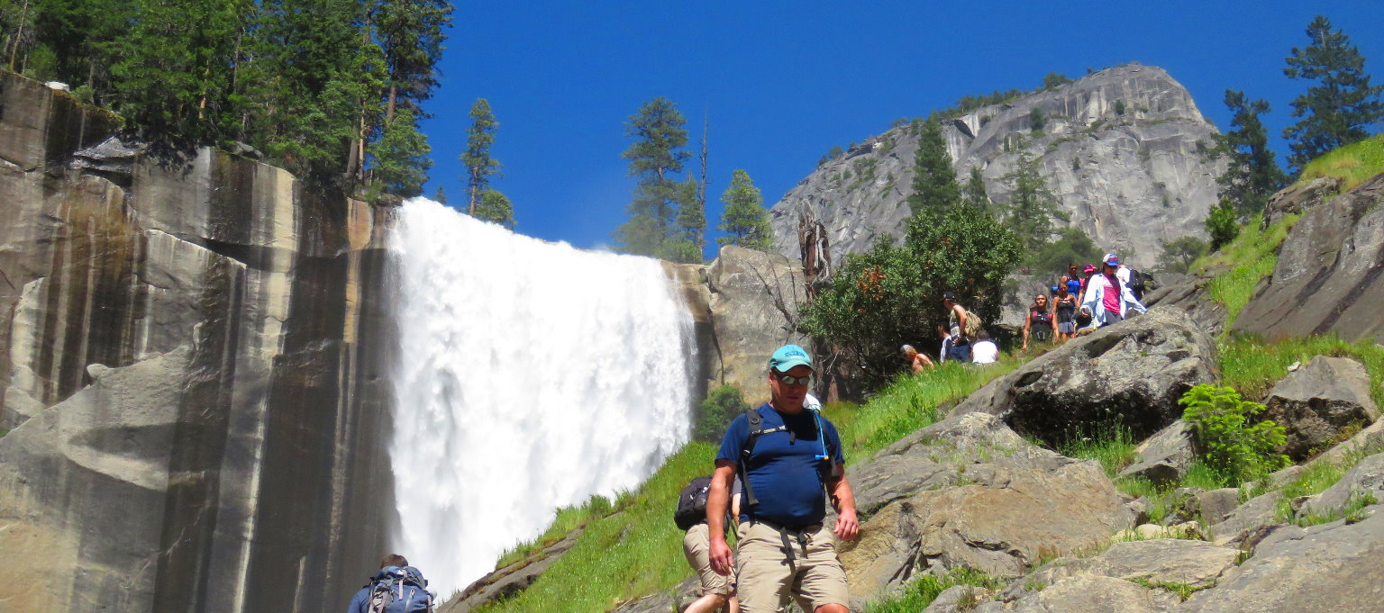 waterfalls_hike___attractions_and_activities_in_yosemite_national_park_attractions